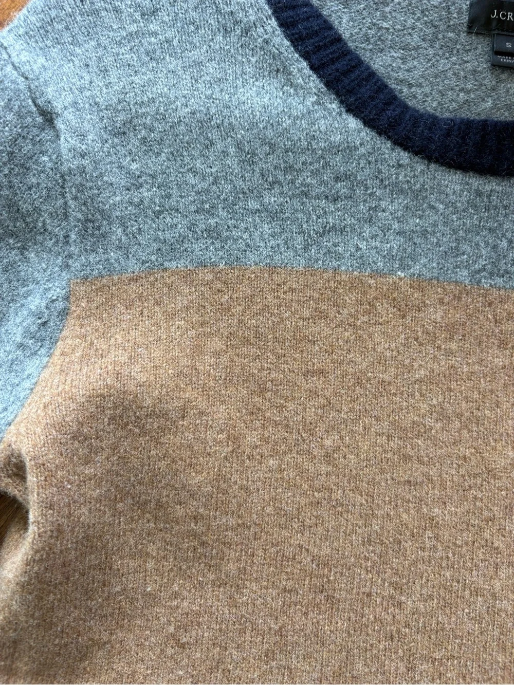J.Crew 100% Lambswool Colorblock Men’s Sweater Size S Contemporary Modern